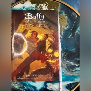 Buffy the Vampire Slayer ‘Tales’ Collectors graphic novel
